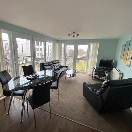 Fabulous 3 Bedroom Flat EDI Exterior photo