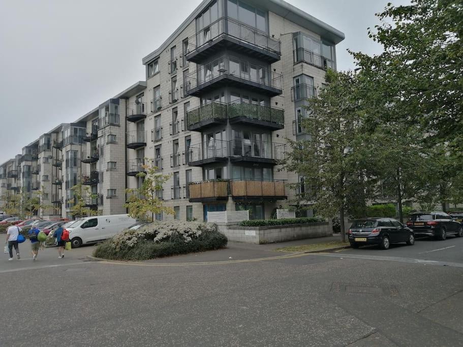Fabulous 3 Bedroom Flat EDI Exterior photo